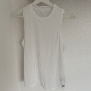 Vuori White Sleeveless Tank Top
